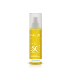 <p>Spray resistente all'acqua, rinfrescante e dal tocco secco, fornisce&nbsp;un'eccellente protezione contro gli effetti nocivi della radiazione&nbsp;solare. Il suo sistema di diffusione permette un'applicazione&nbsp;ottimale su qualsiasi parte del corpo. Senza olio. &Egrave; perfetto per&nbsp;le attivit&agrave; sportive all'aperto.</p>
<p>Migliora la sintesi della vitamina D.</p>
<p>Formulato per non&nbsp;danneggiare l'ecosistema marino</p>